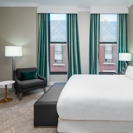Hilton Pennywell St Louis At The Arch Hotel Saint Louis Exterior photo