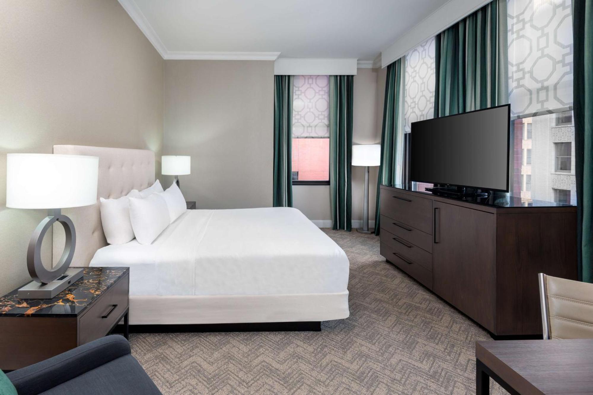 Hilton Pennywell St Louis At The Arch Hotel Saint Louis Exterior photo